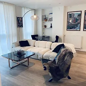 https://stunning-1-bed-luxury-apartment.cambridgehotelsuk.com